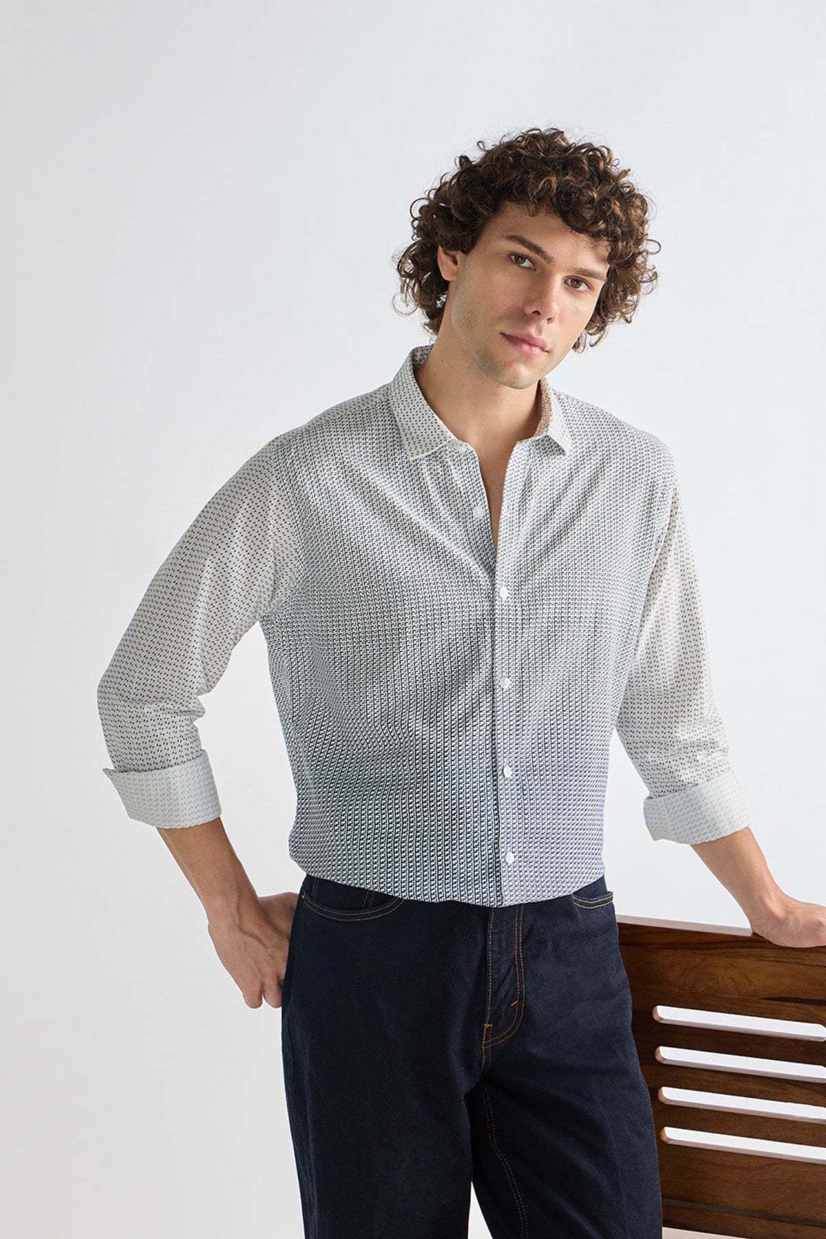 Men’s Gradient Print Shirt